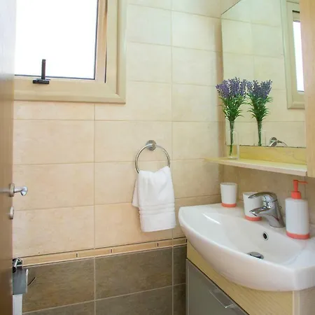 Villa Polyxenia Beach No 10 *